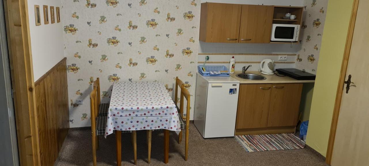 Apartmany Pony Ludvikov Exterior photo